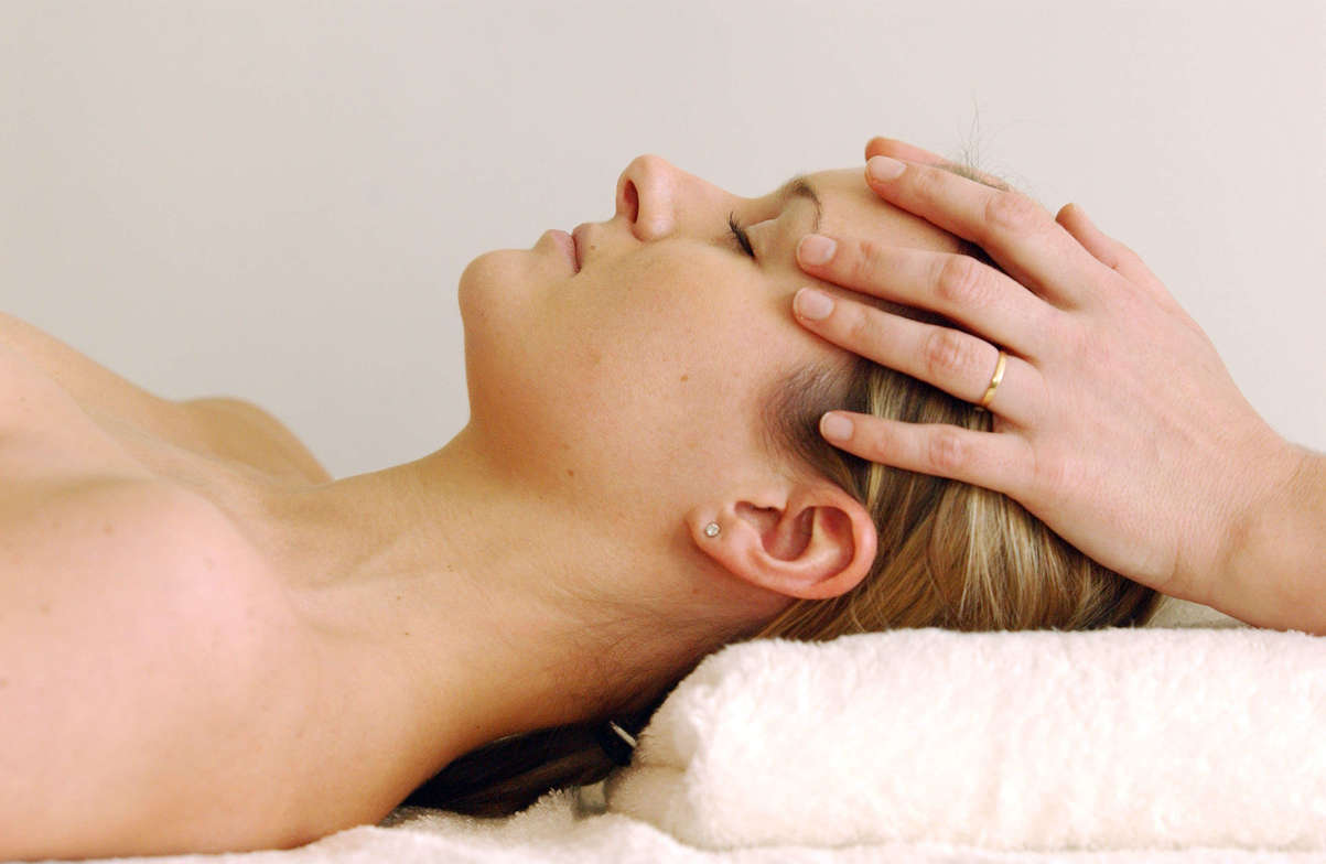 How Cranial Osteopathy Can Relieve Neck Pain