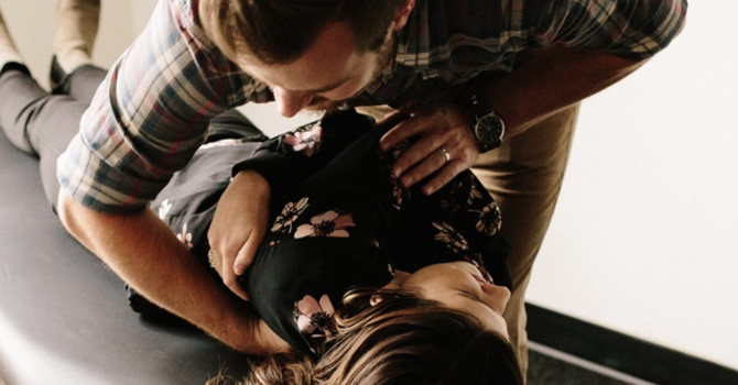 Top 5 Reasons Runners Should See a Chiropractor image