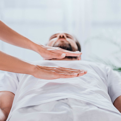 Link to: /pages/reiki