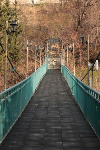 Link to: https://counsollogy.com/specialties/trauma-therapy--17