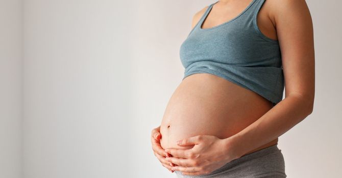 How Prenatal Massage Helps With Back Pain, Hip Pain, and Stress Relief