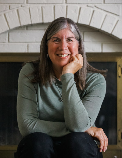 profile pic chin on hand