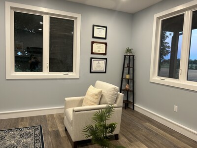A view of inside the office showing where the therapist will sit
