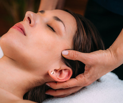 Link to: /pages/manual-osteopathy