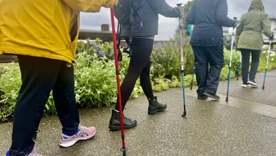 Link to: /pages/walk-the-spit-pole-walking-group/