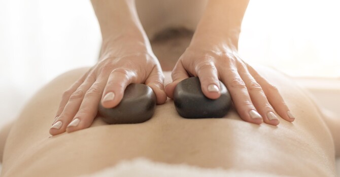 Day Spa Massage (Hot Stone & Himalayan Salt Stone massage with a salt scrub & hot towels)