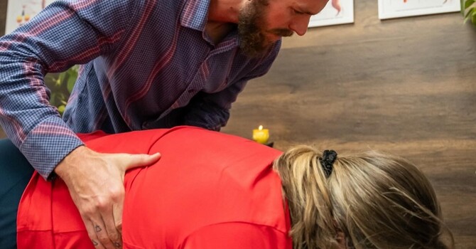 Why It’s Different When a Chiropractor “Cracks” Your Back vs. When You Do image