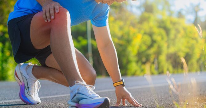 Physiotherapy for Runner's Knee: What Surrey Runners Need to Know