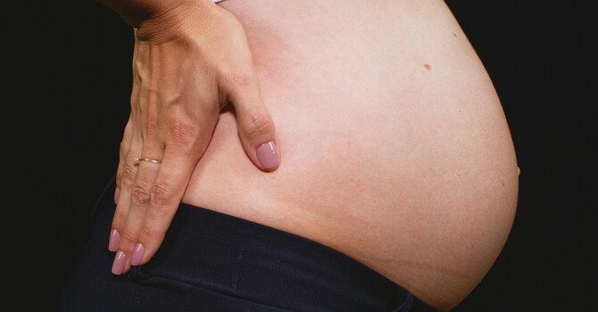 Relieving Hip Pain During Pregnanccy At Home image