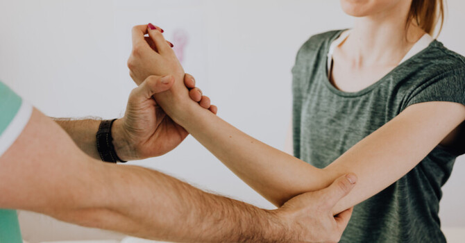 Pre-Treatment and Aftercare Tips for Chiropractic Patients image