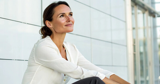 GHK-Cu Peptide for Woman and Aging: The Benefits image