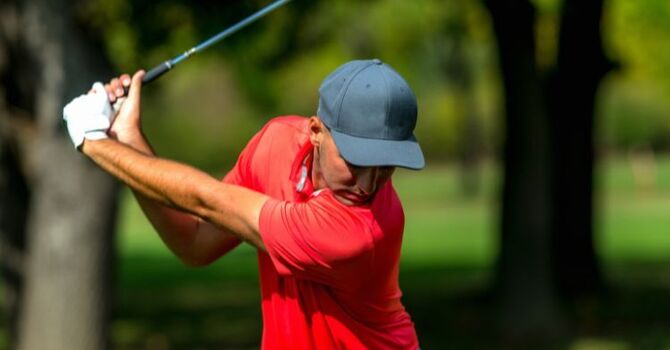 Golf Injury Prevention: How to Stay on the Course All Season