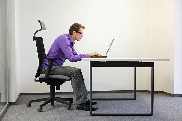 desk-posture-neck-pain-bloomingdale-il