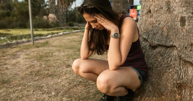 How Counselling Helps You Reframe Negative Thought Patterns