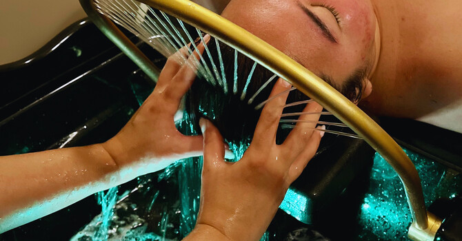 Signature Head Spa