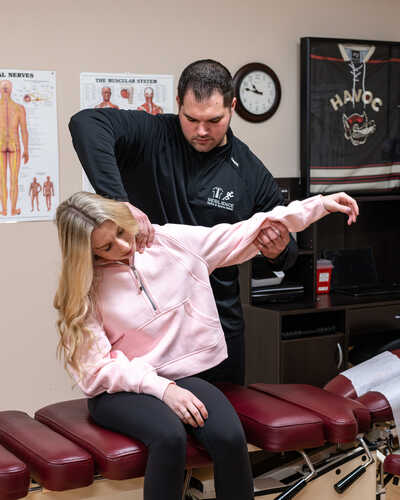 Manual Therapy 