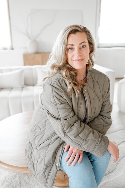 perinatal mental health therapist