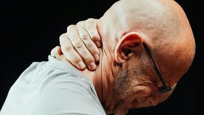 Link to: https://go.connectrehabchiro.com/stop-neck-and-shoulder-pain-5347