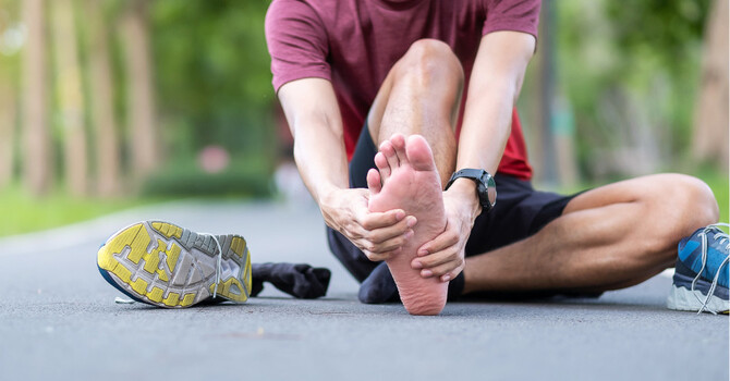 Plantar Fasciitis: A Hidden Danger of the Onset of Summer Activity