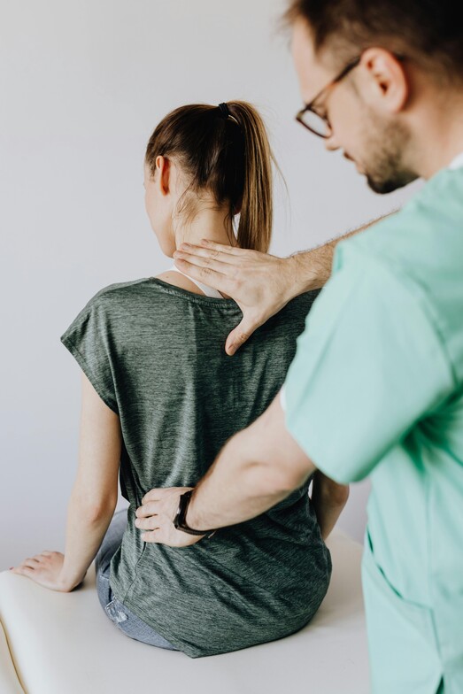 Chiropractor Clinton Township, Chiropractic herniated disc, Chiropractic sciatica