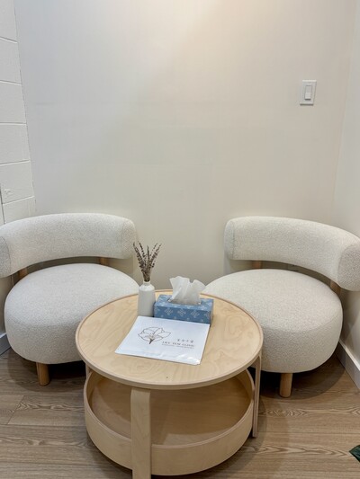 Two comfortable white sofa in the welcoming area
