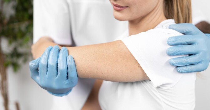 Combining Massage and Physio in Surrey for Injury Prevention image