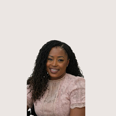Claudia Abban, Psychotherapist at TMHC Counselling, available for mental health booking and family therapy sessions.