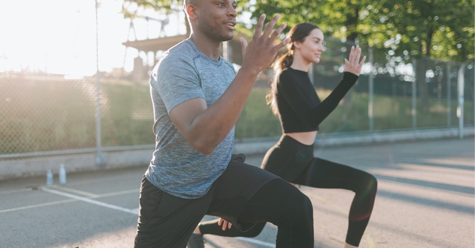 Understanding Back Pain: How Your Pelvis, Spine, and Shoulders Work Together