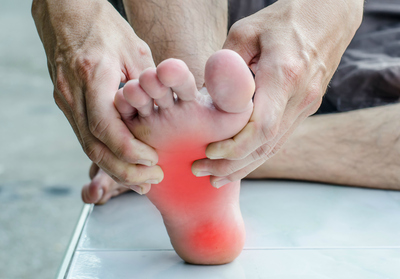 Foot with red pain pattern