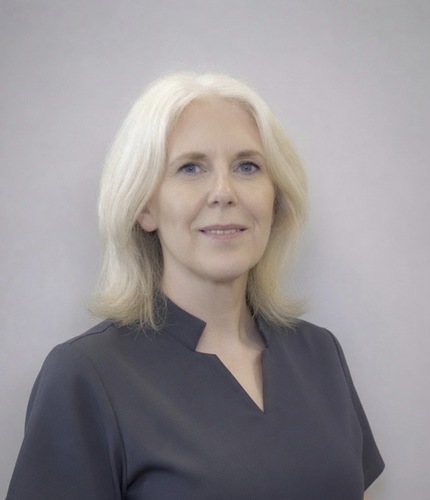 Ms Claire Dobie