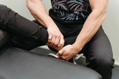 chiropractic approach to foot pain relief at Eastside Wellness in Creve Coeur, IL