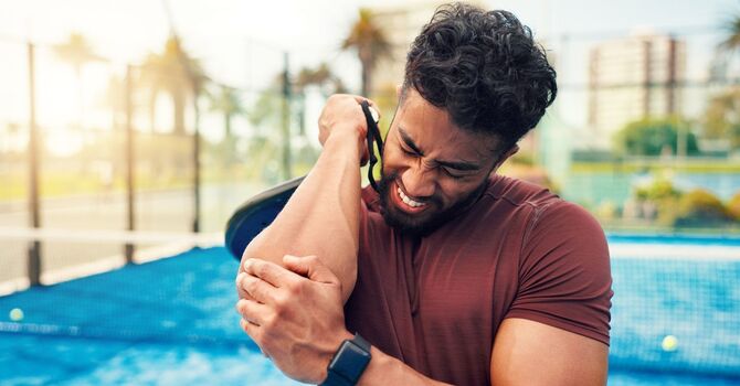 How a Sports Chiropractor in Fairfield Helps Athletes Prevent Injuries and Improve Performance image