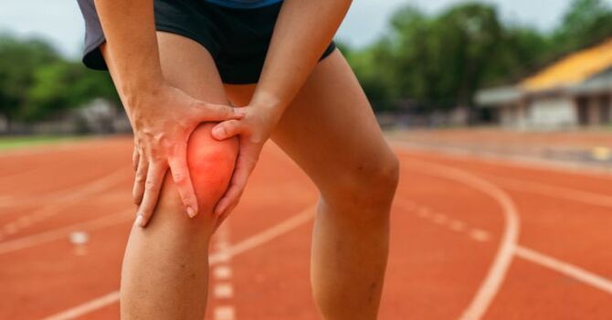 How Physiotherapy Helps You Heal Runner's Knee and Stay Pain-Free
