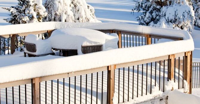 Can Vinyl Decking Handle Calgary Winters? image