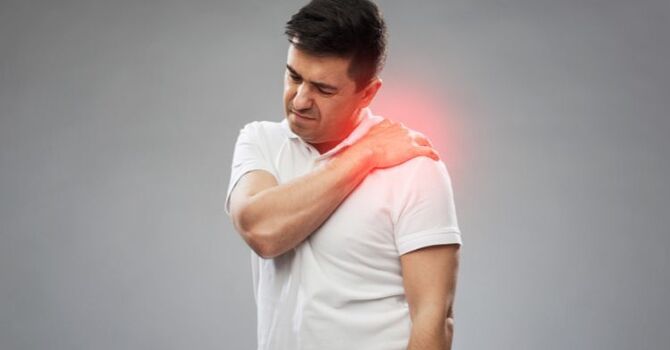 Can Chiropractic Care Help Shoulder Injuries Caused by Repetitive Work?