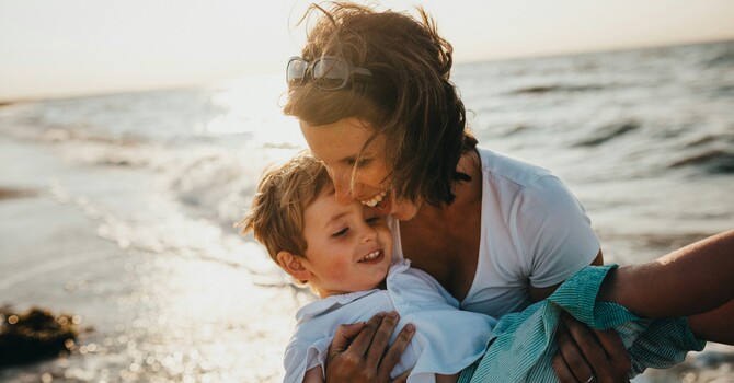 Why You Feel Like You’re Failing as a Mom Even When You’re Trying Your Best