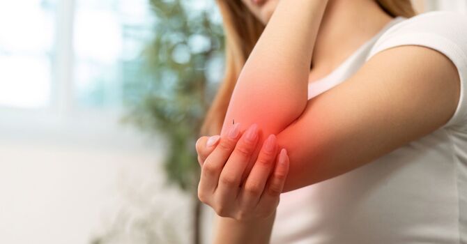 Elbow Pain: Causes, Treatment, and When to Seek In-Home Physical Therapy image