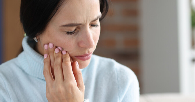 Jaw Pain After a Car Accident? Your TMJ Might Be the Culprit!  image