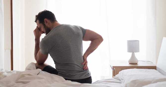  Middle Back Pain