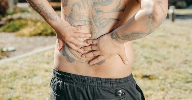  Trouver un soulagement à long terme : Gérer la douleur chronique par la physiothérapie image