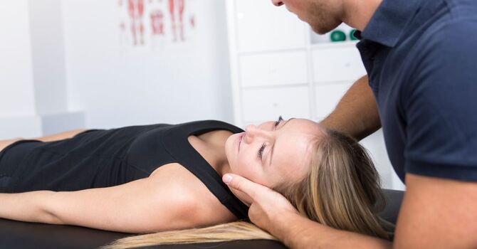 Diversified, Thompson, or Activator? Understanding Your Chiropractic Adjustment Options