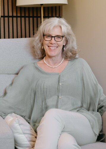 Dr. Kelly Fredell