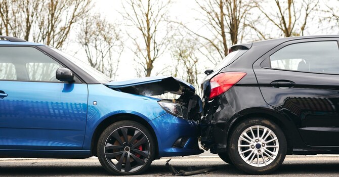 Top 7 Auto Accident Injuries Chiropractors Treat (And How They Help You Heal Faster) image