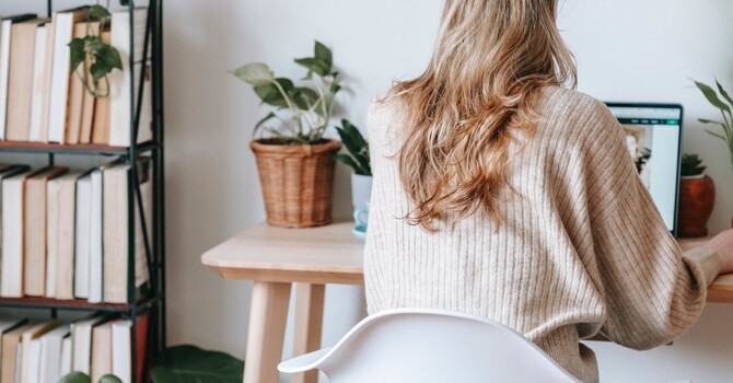 How to Find the Right Therapist for OCD: What to Look For and Ask image
